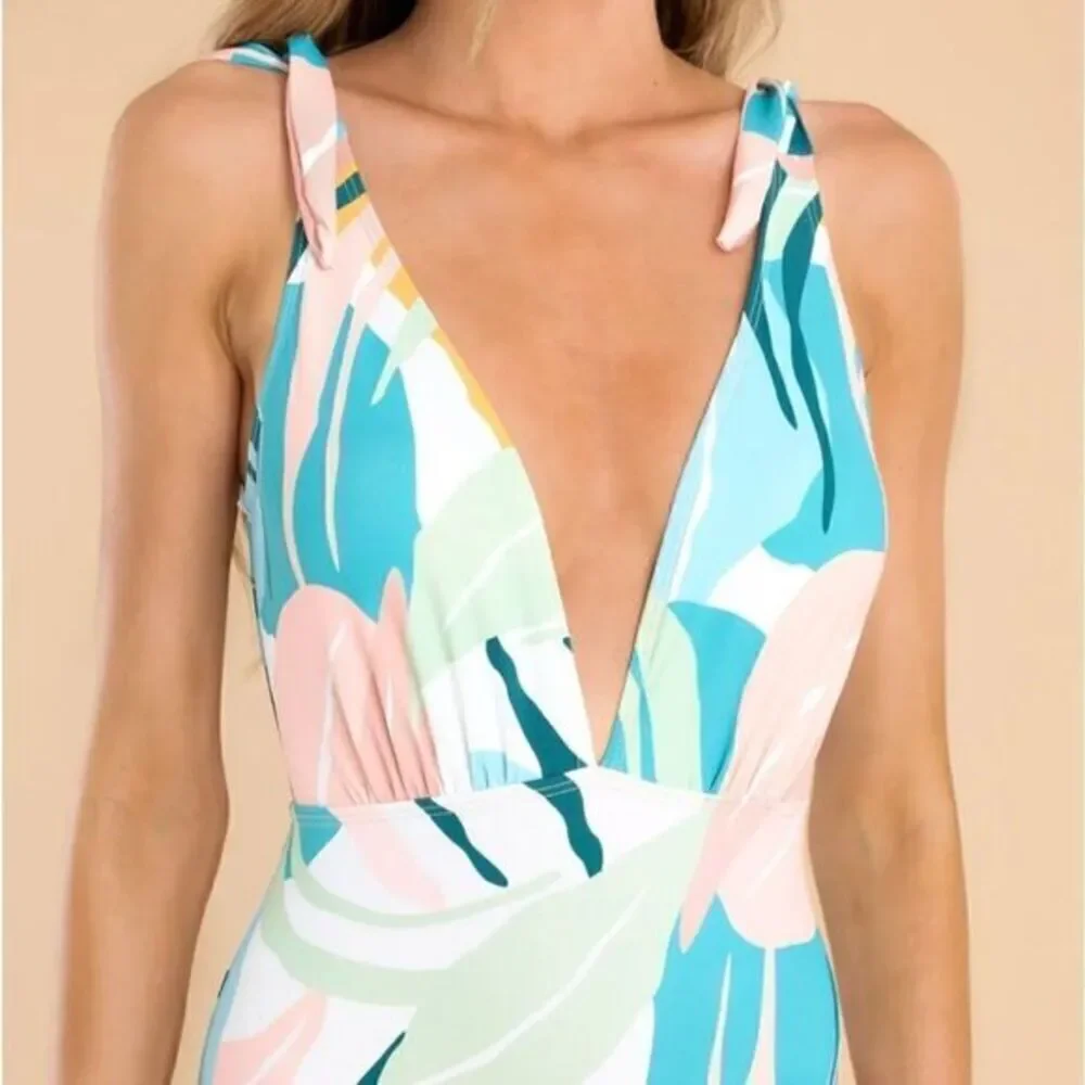 Tropical Print One Piece Swimsuit‎